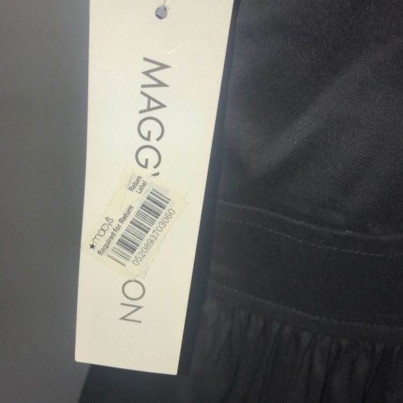 Maggy London Black Ruffle Dress Size 8 NWT - Picture 3 of 4